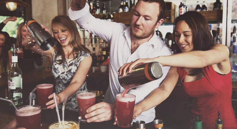 Top 40 Team Building Events in the UK - Right Angle Corporate Events - Cocktail Making